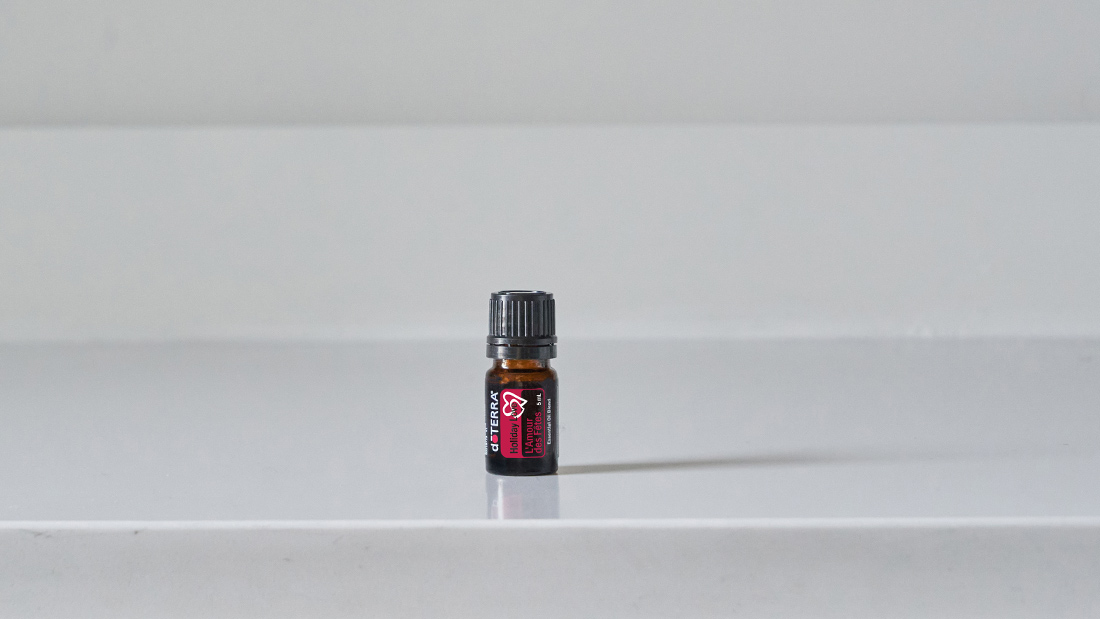 Holiday Love Essential Oil Blend Uses and Benefits | doTERRA