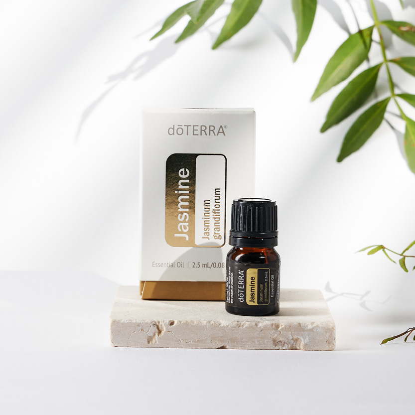 doTERRA ジャスミン ドテラ エッセンシャルオイル - エッセンシャルオイル