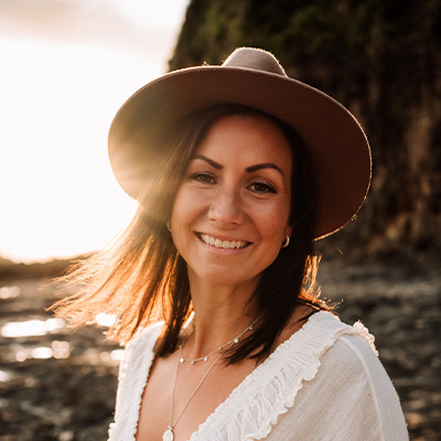 Debbie Bruce | Gold