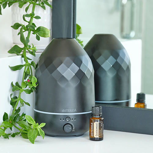 Guaiacwood Essential Oil and Volo Diffuser